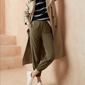Banana Republic Olive Green Airstretch Jogger